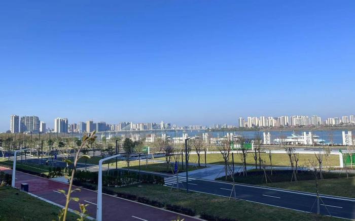 Xana Deluxe Hotel Qingyuan High-speed Railway Station South Bank Park
