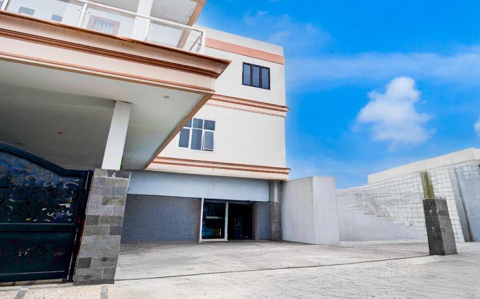 Hotel O Balikpapan near Siloam Hospital formerly Syafla Guest House