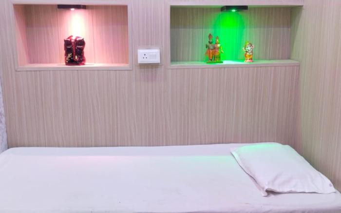 Indra Paying Guest House
