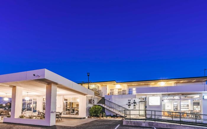 The Oriana Orange - Retro Hotel & Resort