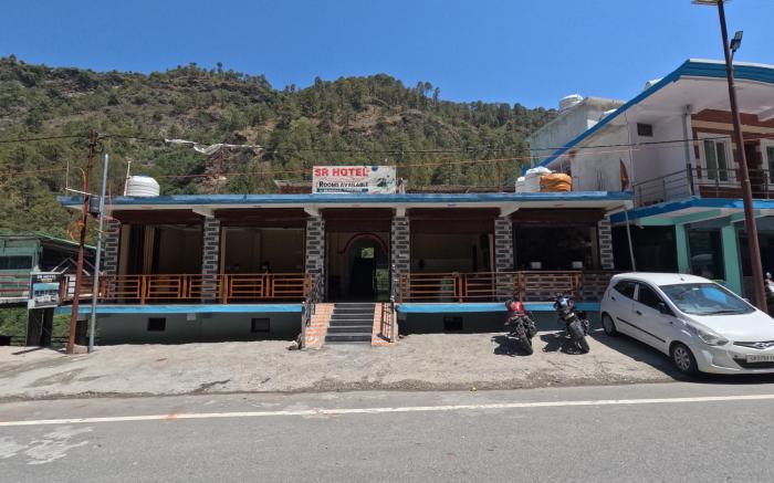 S R hotel