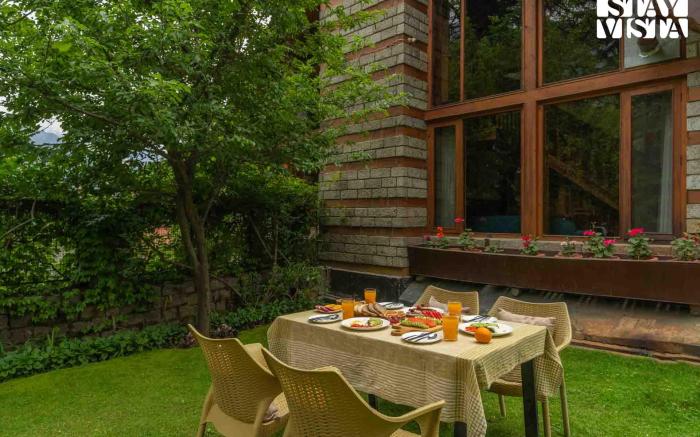 StayVista at Retreat Cottages