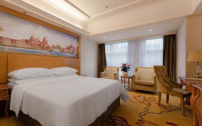 Vienna International Hotel Huizhou Jiangbei Sanxin City Government