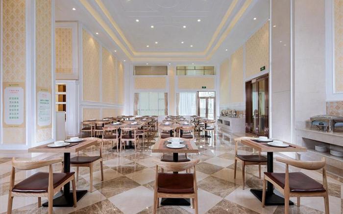Vienna International Hotel Guangxi Liuzhou Beique Road