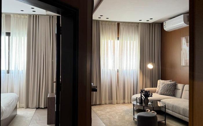 Stylish Apt02 in Al Shuhada | Walk to Metro&Cafes