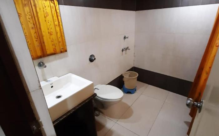 Goroomgo Ramashish Kutir Varanasi