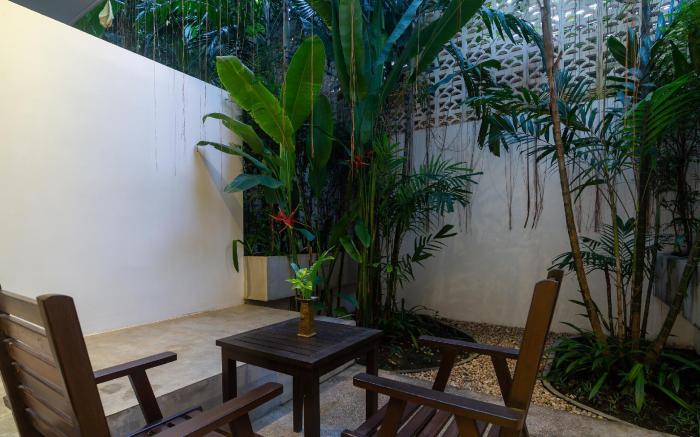 Lynnaya Urban River Resort
