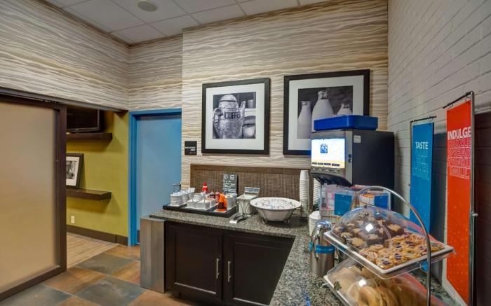 Hampton Inn Norfolk-Naval Base