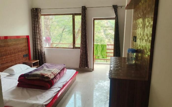 Shivanya Guest House & Restaurant