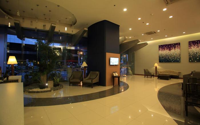 Malayan Plaza Hotel