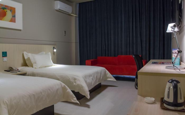 Jinjiang Inn Shanghai Chedun Studio City