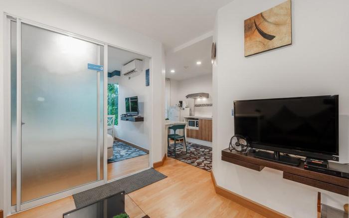 *Cozy Condo w/ Pool, Gym & Mountain View C193