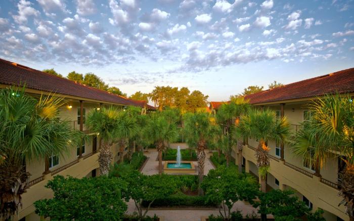 Blue Tree Resort At Lake Buena Vista