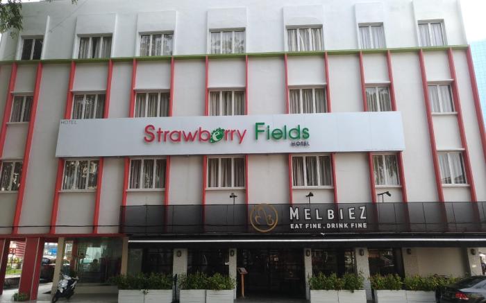 Hotel Strawberry Fields