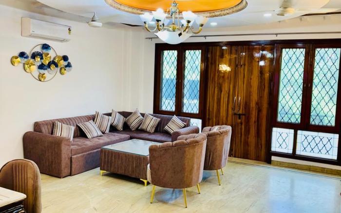 Fortune Home Service Apartment 1BHK, E-30
