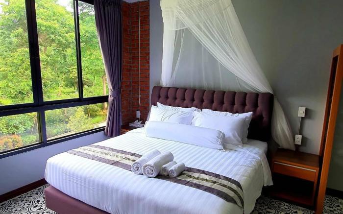 Siree Vana Pool  Villa Khao Yai