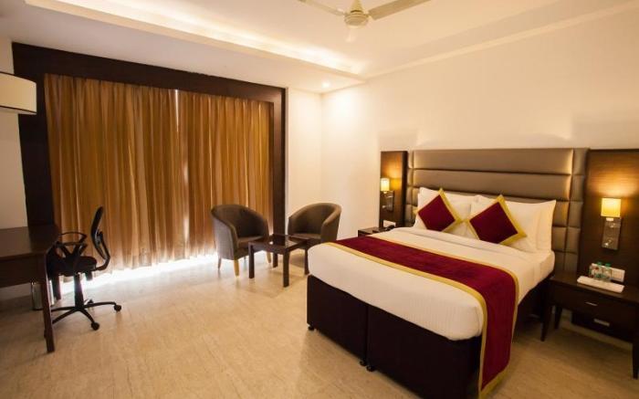 Velvet Clarks Exotica Zirakpur Hotel