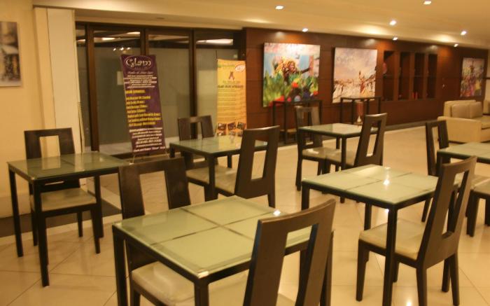 Sampaguita Suites JRG