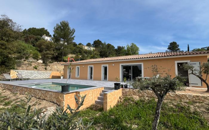 Villa avec piscine en Provence
