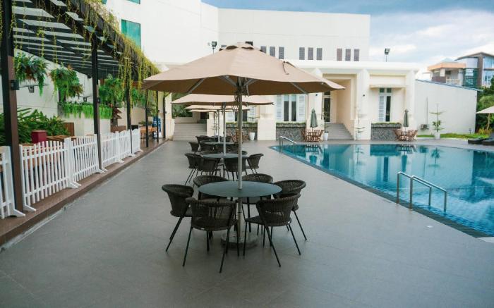 Emerald Garden Hotel