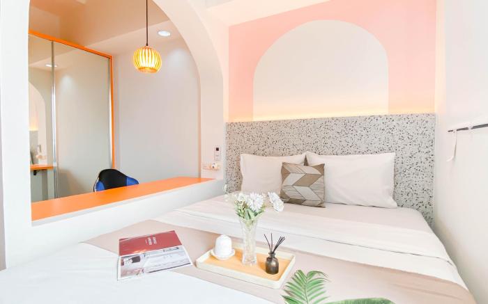 Minimalist Studio Room Apt at Evenciio By Travelio