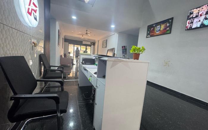 Townhouse Hayatnagar Bus Terminal