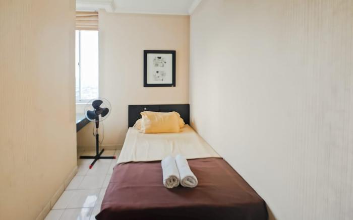 Large 2BR Ambassador 2 Apt w/ Pool, Gym, WiFi 