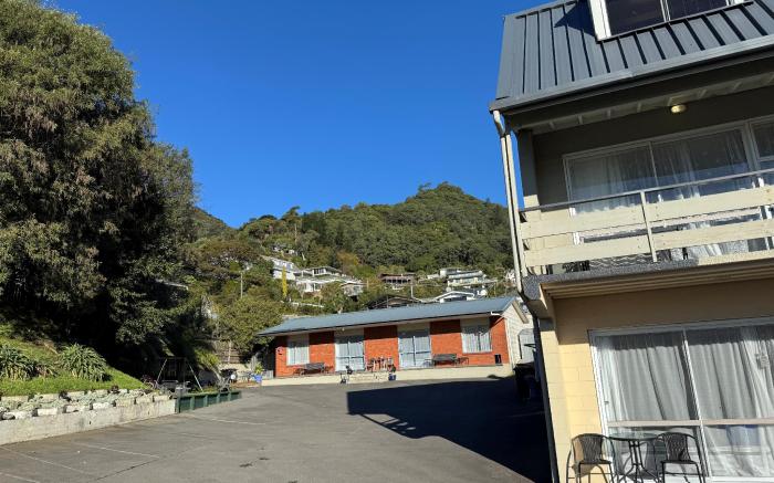 Aldan Lodge Motel
