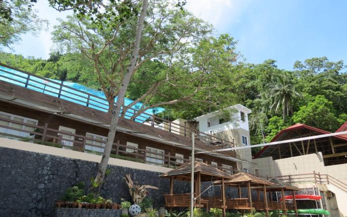 Anilao Awari Bay Resort