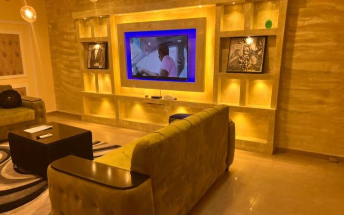 B.V Apartments, Abuja, Swimming pool, Gym, Wifi