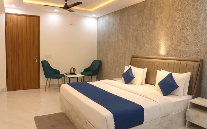 NOIDA BUSINESS SUITES