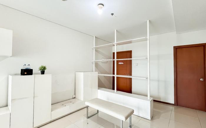 Nice Cozy 3BR Apt at Thamrin Residence By Travelio