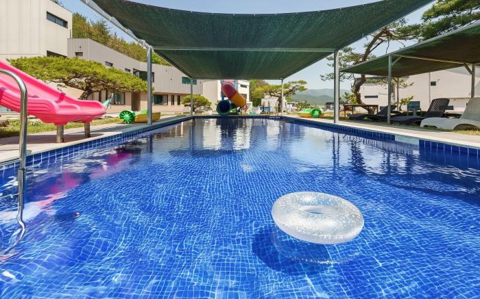 Gyeongju Ain Kids Pool Villa