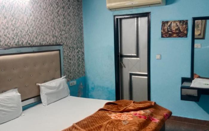 Hotel 3 BS House