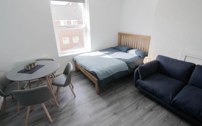Beautiful 1 Bedroom Central Flat