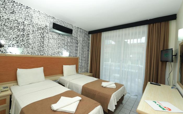 Mr Crane Hotel