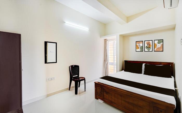 Super Collection O Sholinganallur Chennai Formerly Nimalan Residenc