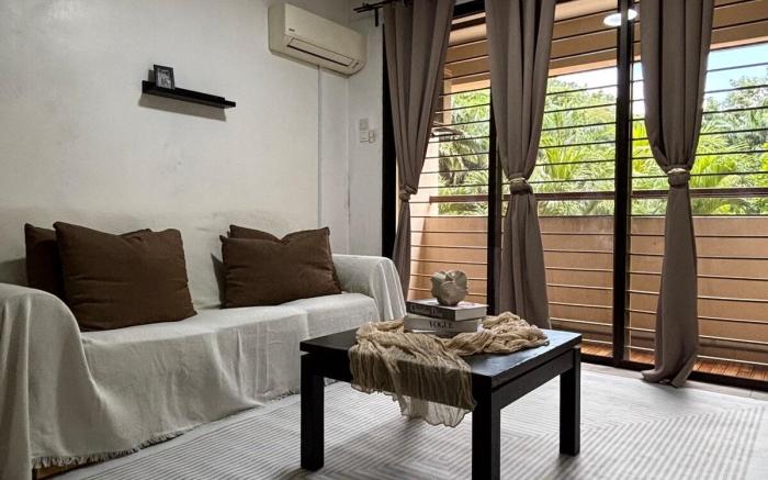 Haya House | 2BR 2Bath w Balcony