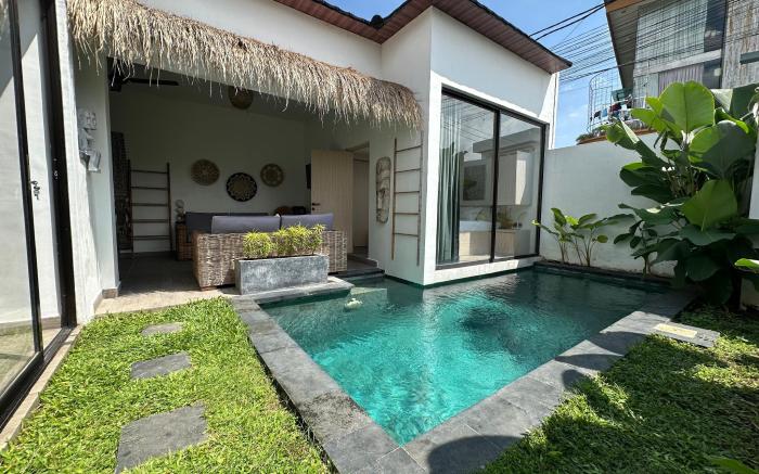 Villa Tropical 2 — 2BR Private Pool in Canggu