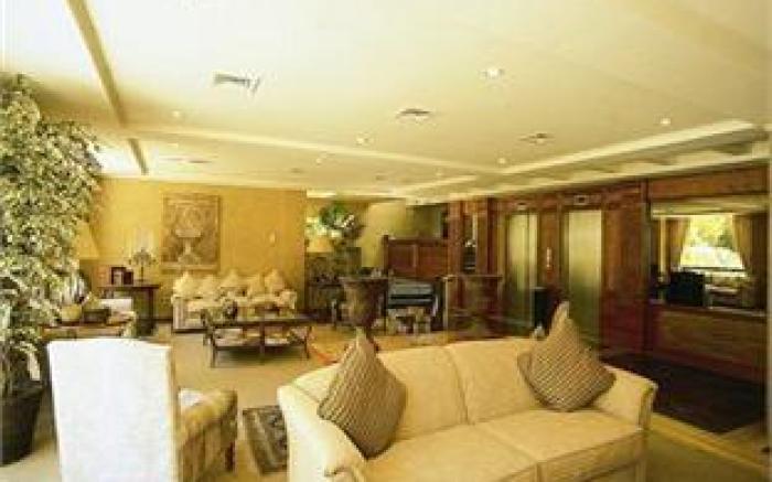 Park Plaza Bonaparte Boutique