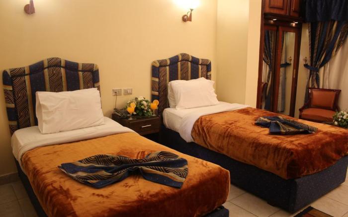 Holidays Express Hotel