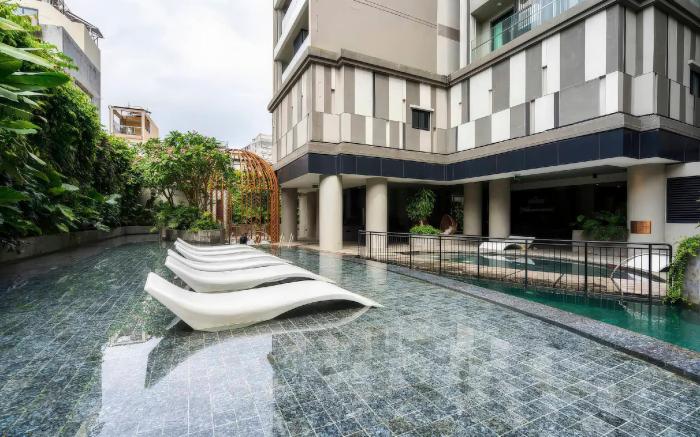 Zenity Luxury Apartments Riverside D1