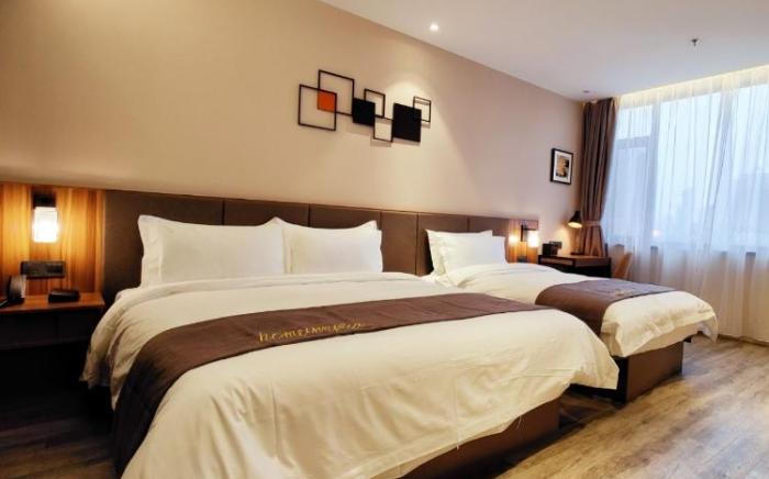 Home Inn Plus Dalian Xinghai Square Convention and Exhibition Center