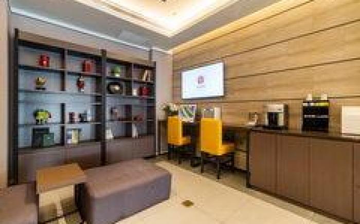 Home Inn Plus Harbin Central Street