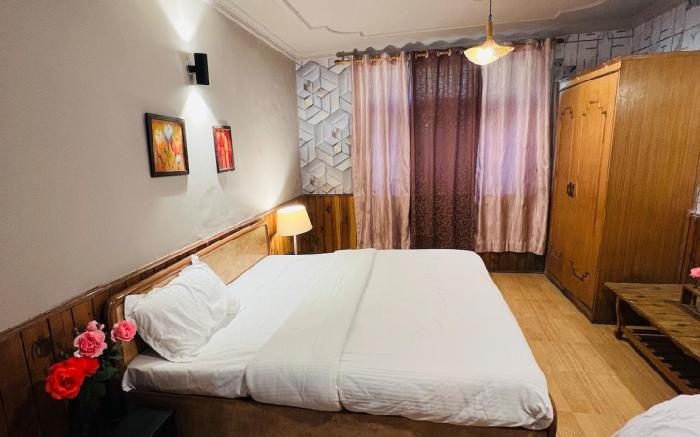 Phool bagh - 2 bed room suite