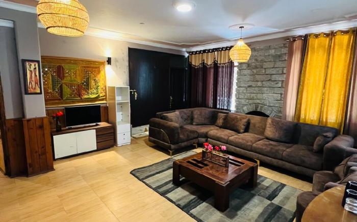 Phool bagh - 2 bed room suite