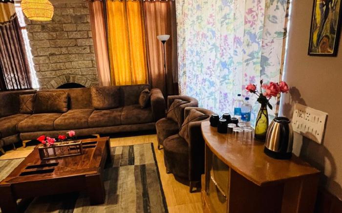 Phool bagh - 2 bed room suite