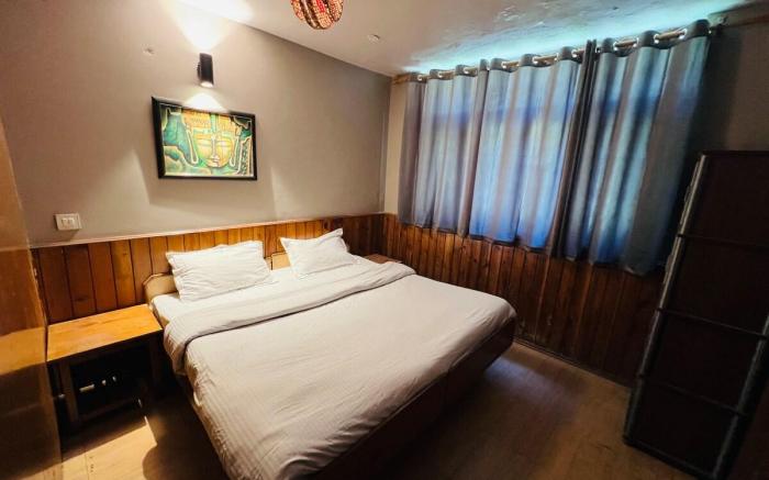 Phool bagh - 2 bed room suite