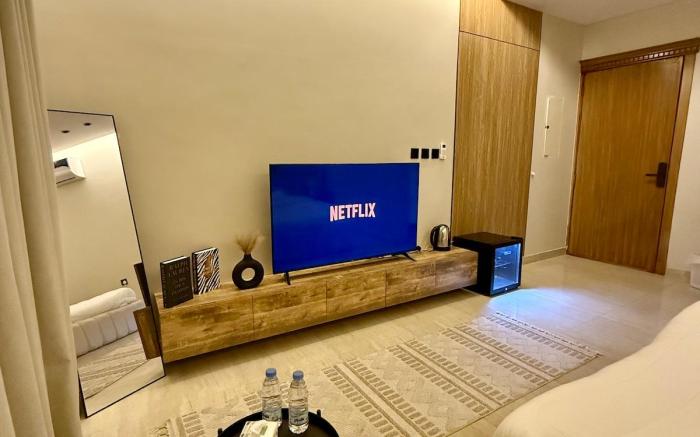 استديو بأثاث فاخر - Luxe Studio