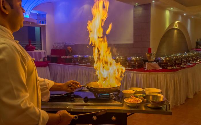 Fortune Karama Hotel